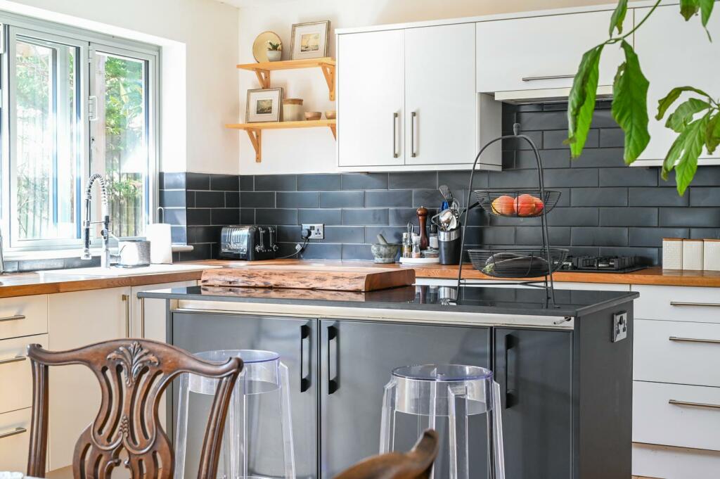 14 hillside way bn1 (12).jpg