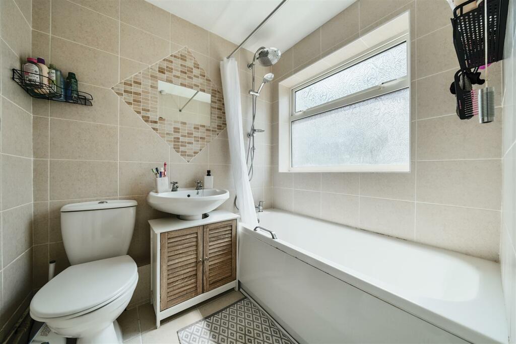 Thirlmere Avenue for sale by Guildcrest Estates - 