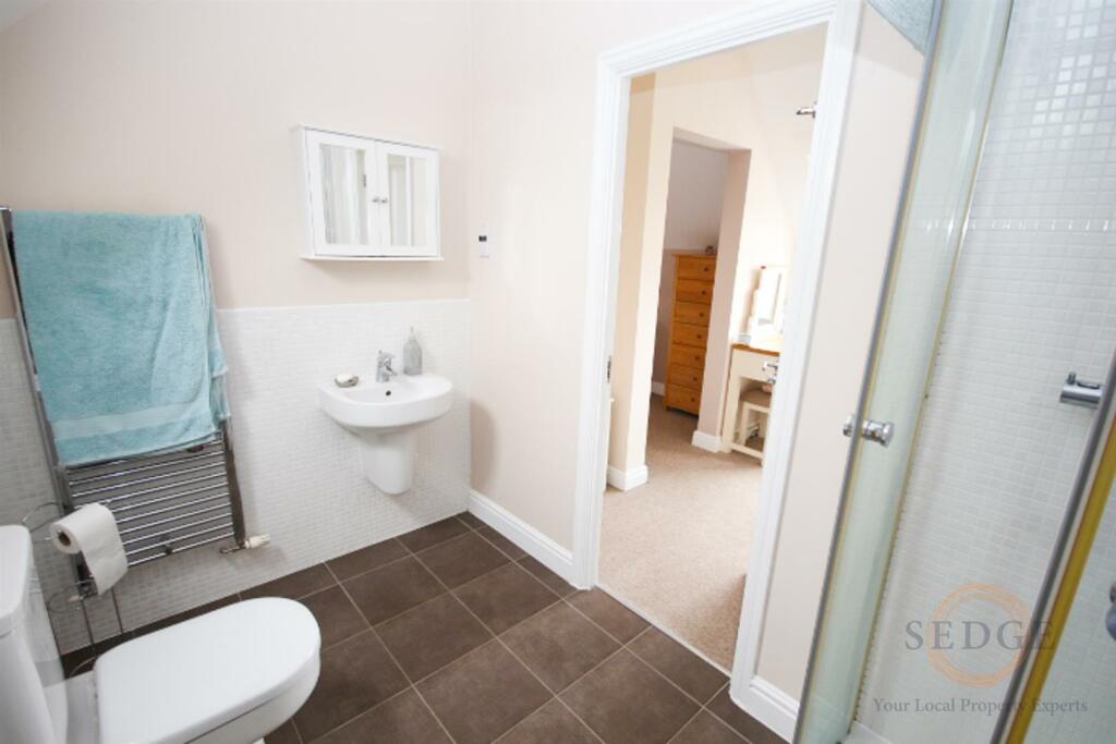 18 derwent way -07.jpg