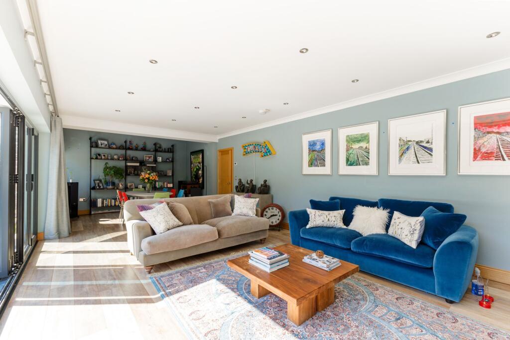 Living /Dining Room