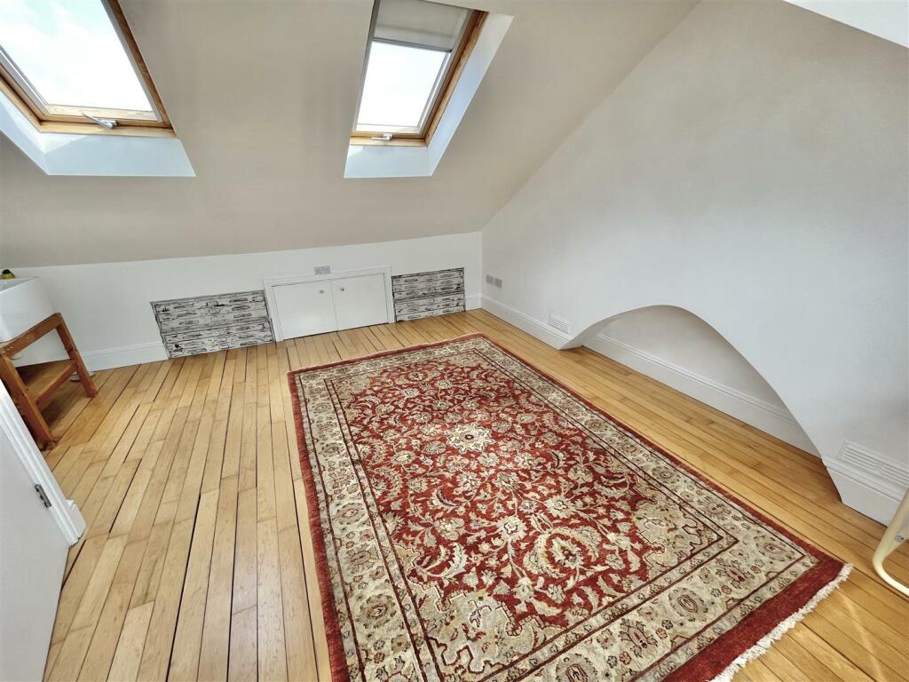 Bedroom 3.jpg