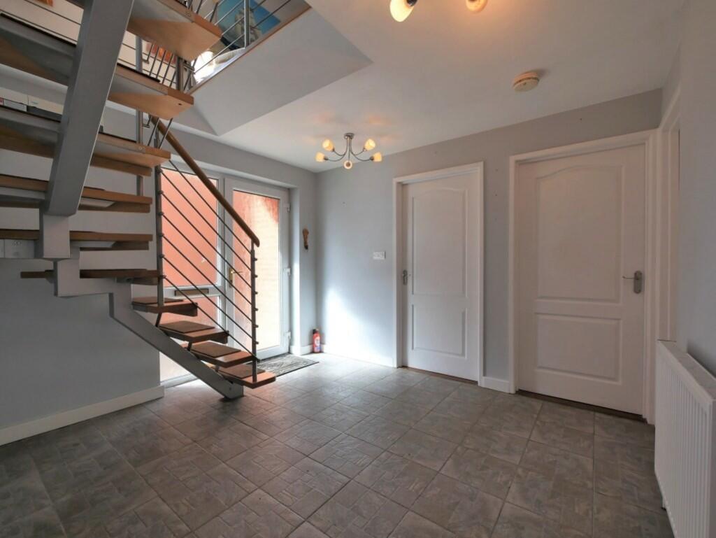 ENTRANCE RECEPTIO...