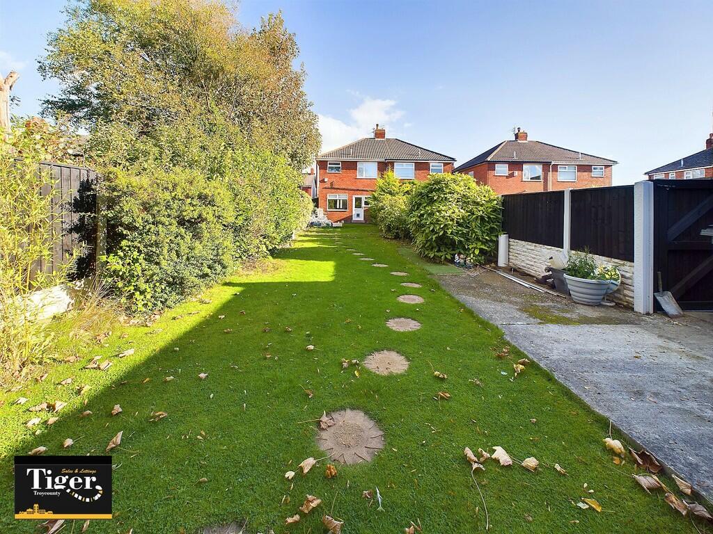 CAM02176G0-PR0359...