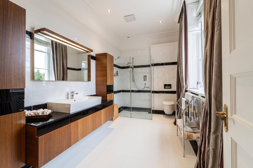 Second En Suite