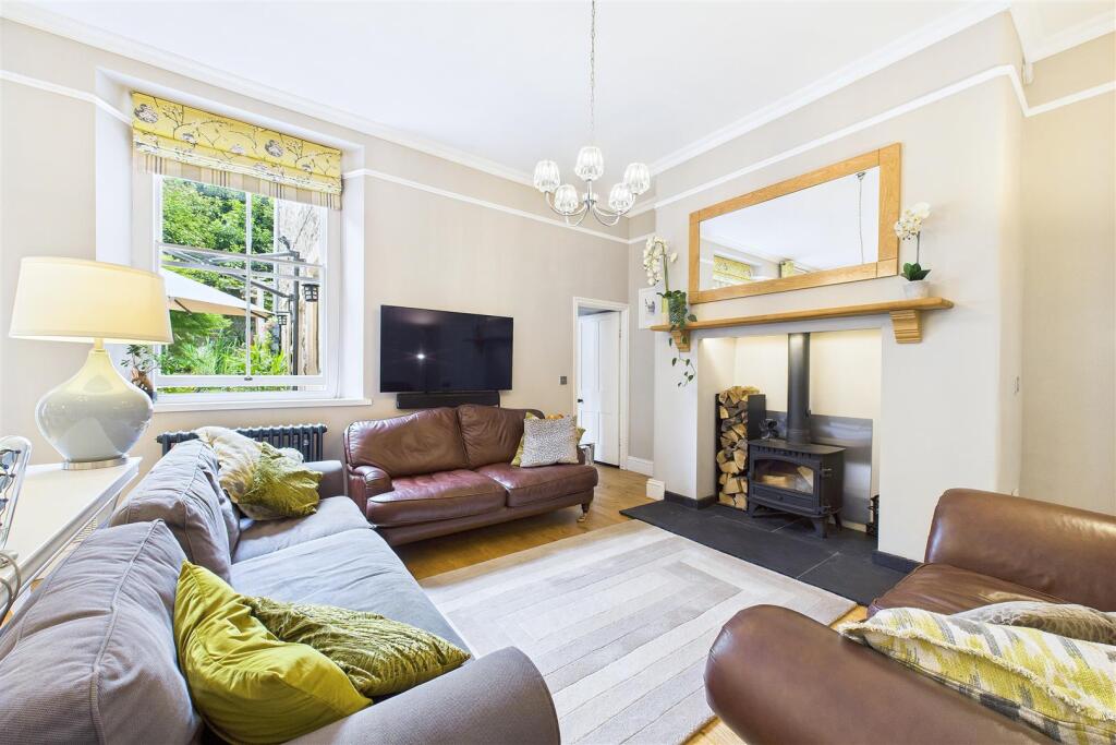 Kitchen, Dining &amp; Family Room