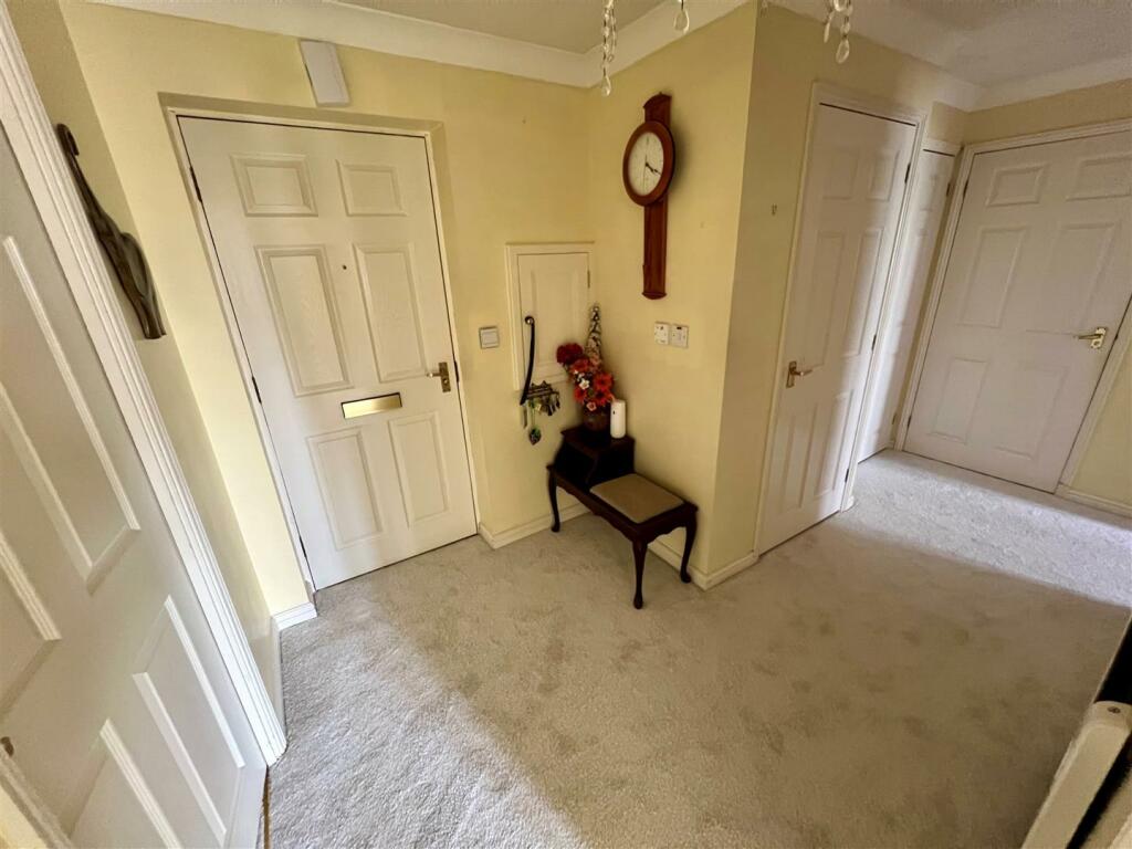 MC57 Hallway.jpg