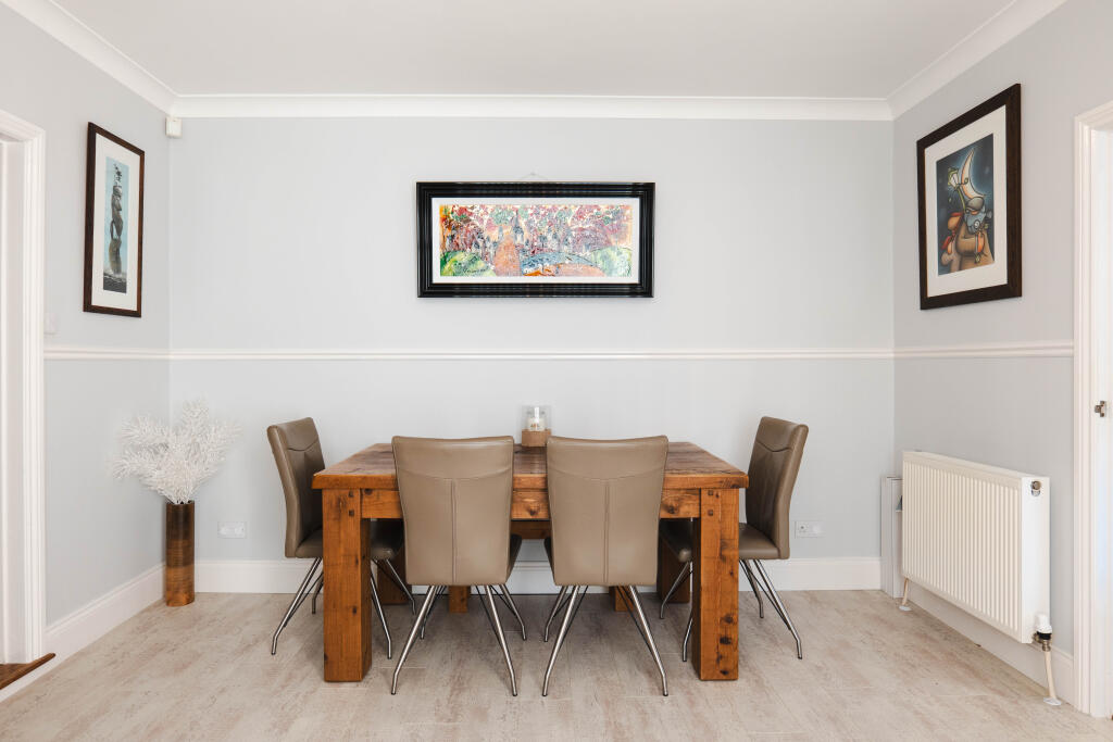 Dining Room.jpg