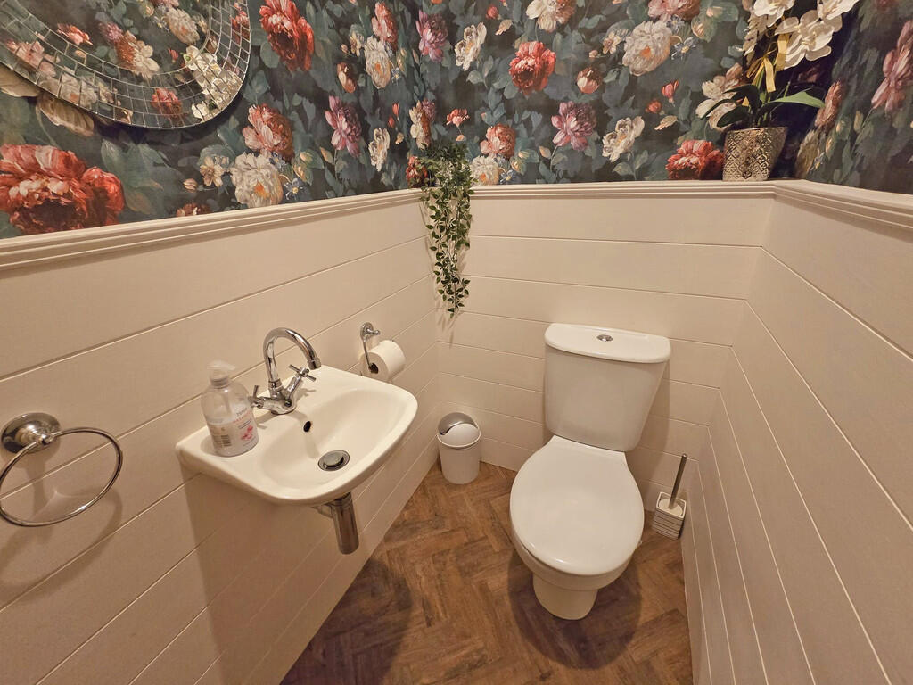 Toilet (1)