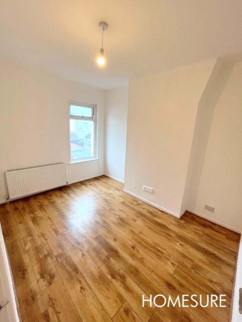 32 Bowles Road - ...