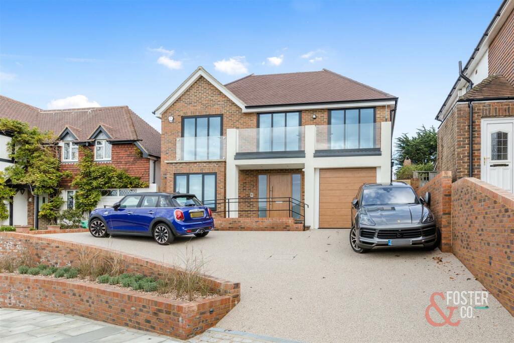 Meadow Close 3-42.JPG