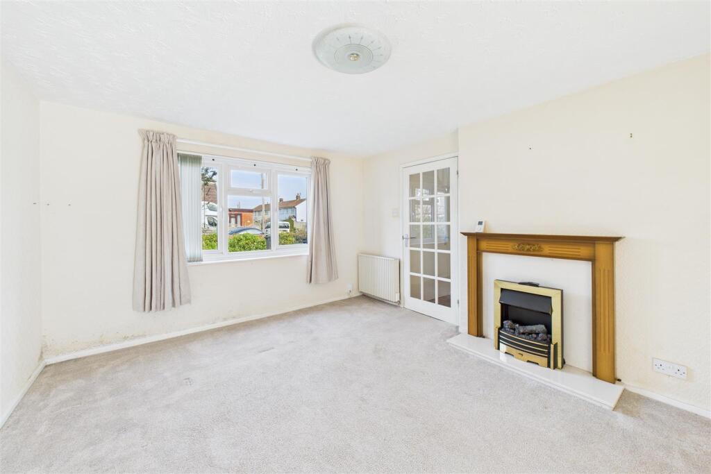 26 Quarry Mead, Alveston, Near Thornbury, South Gl