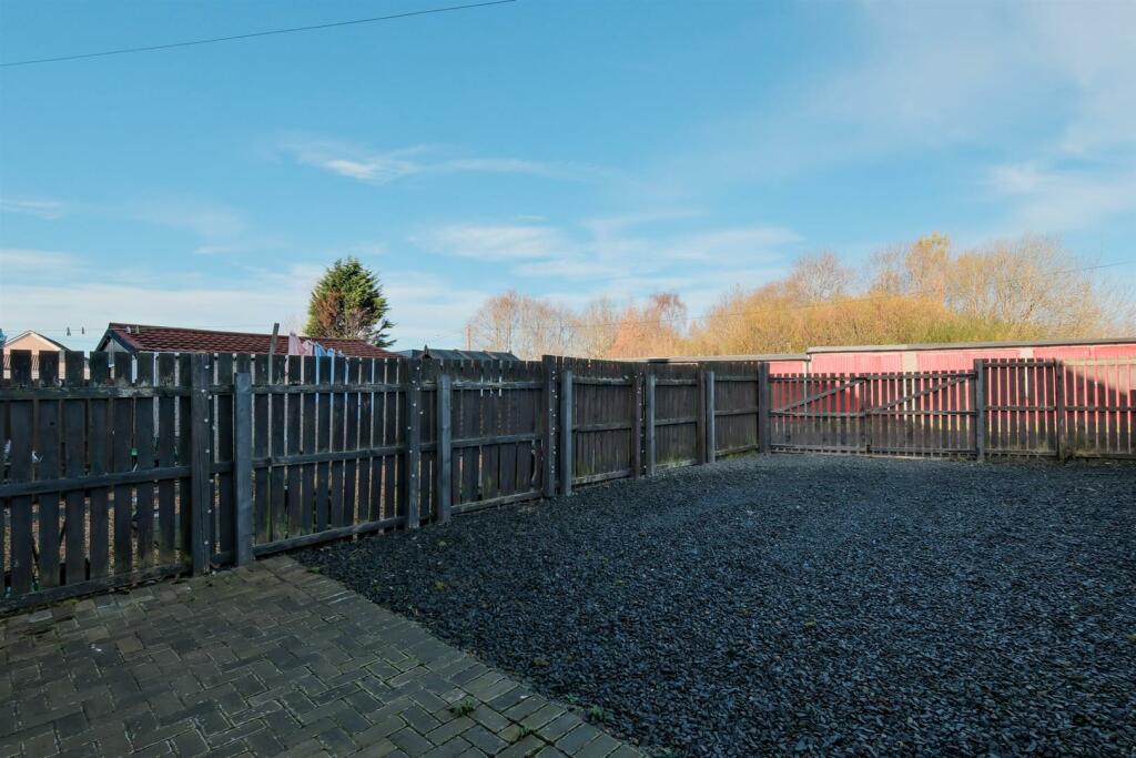 005-86 Omoa Road Cleland, ML1 5RE.jpg