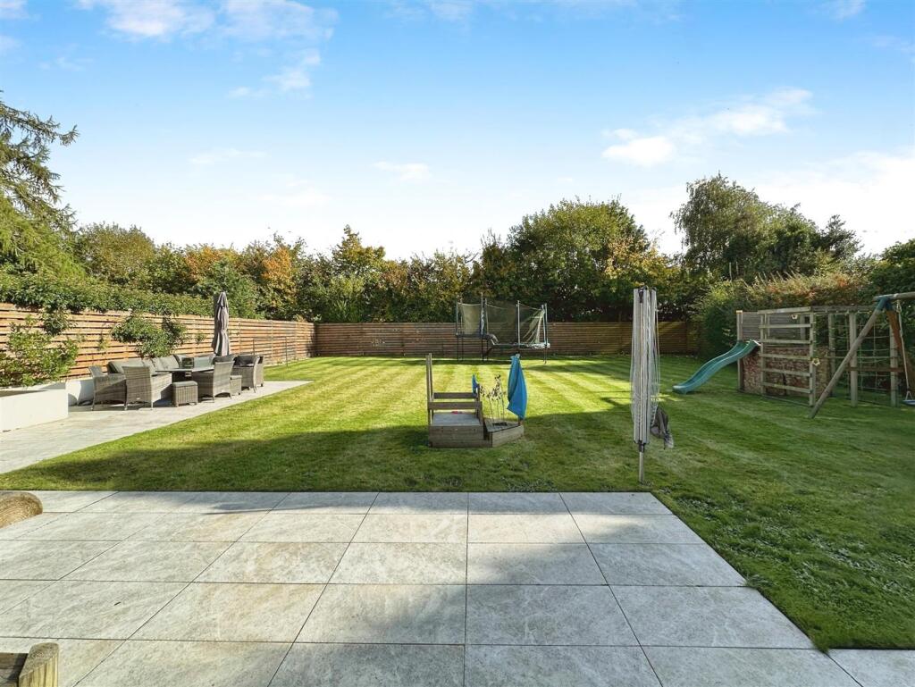 editedimage-51e85d32-ae67-4c8d-9d14-32f921a23afd 2