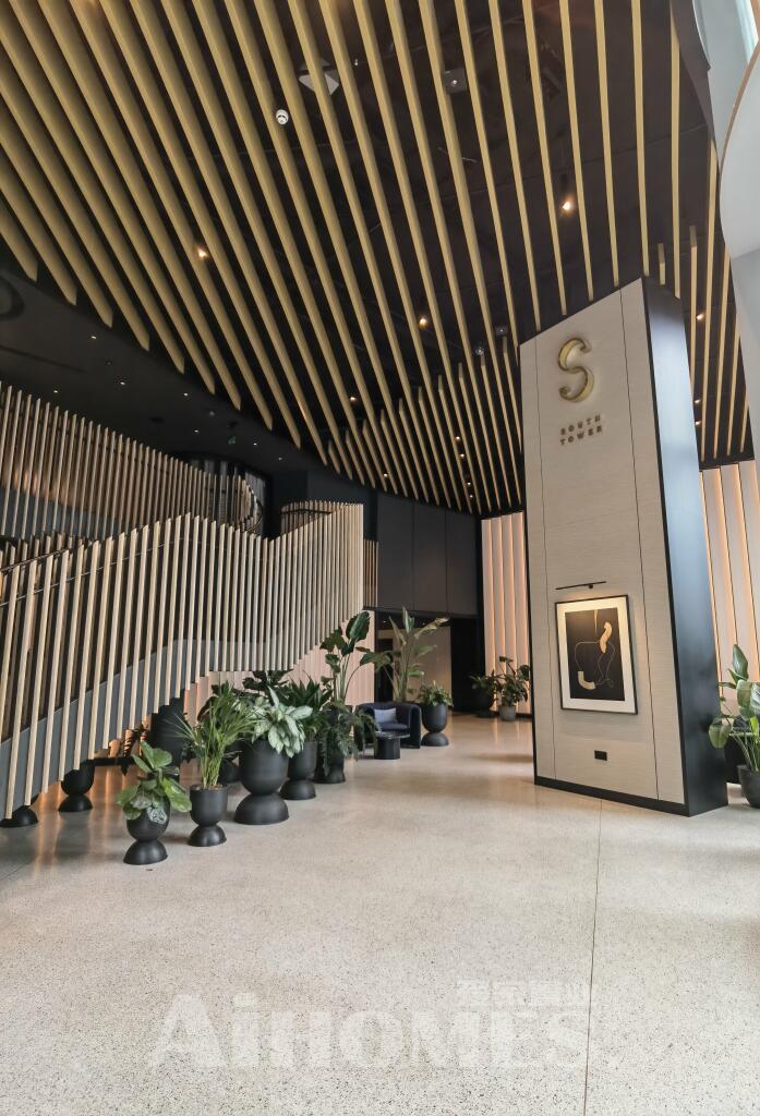 Lobby3