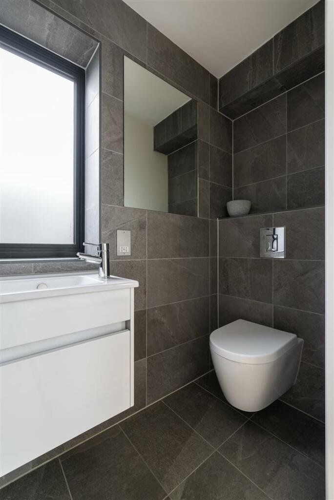 Sewardstone Road E4