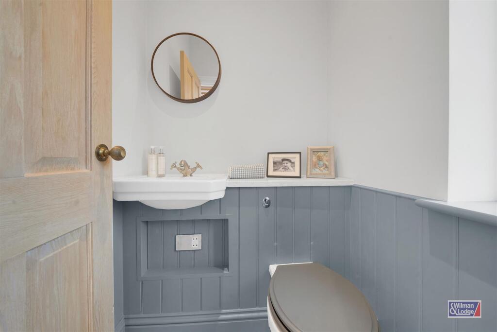 6 Bed, End Terrace, Silsden