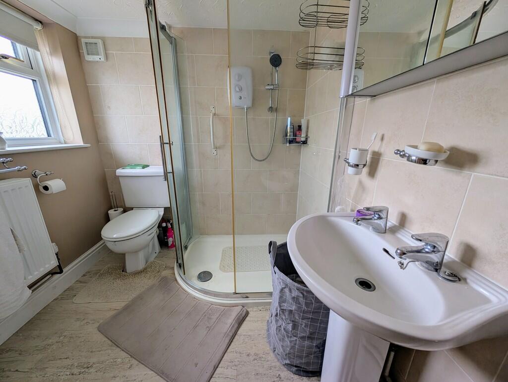 PXL_20251027_1151...