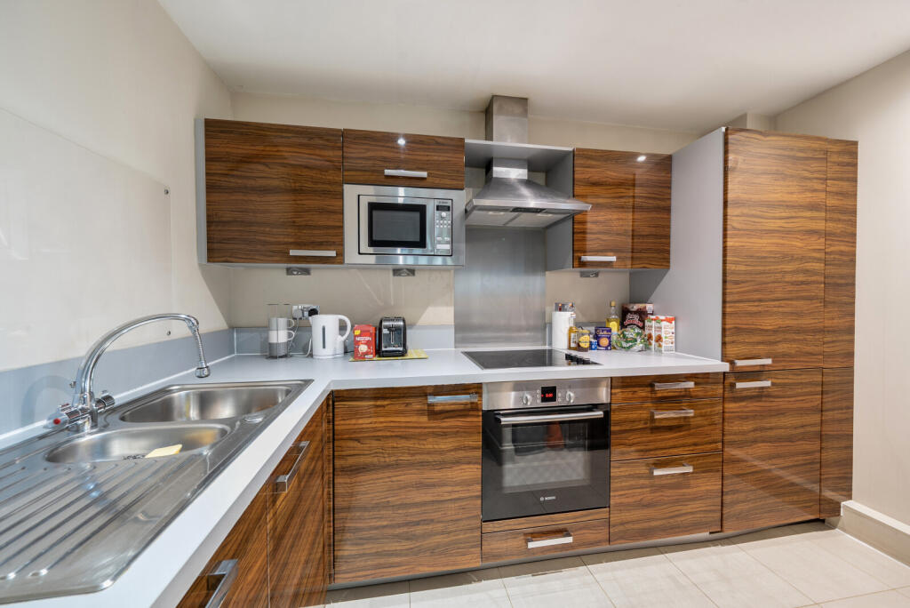 1363019-4-68ee61e...