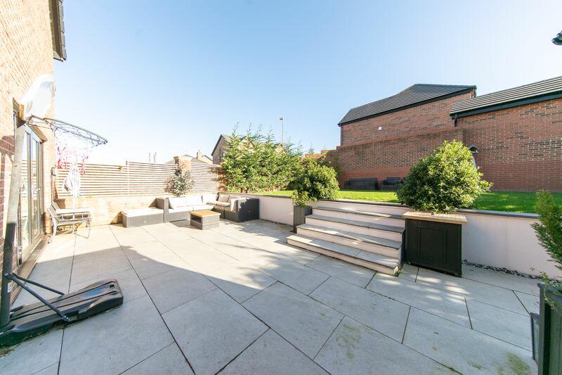 Neatly landscaped private garden