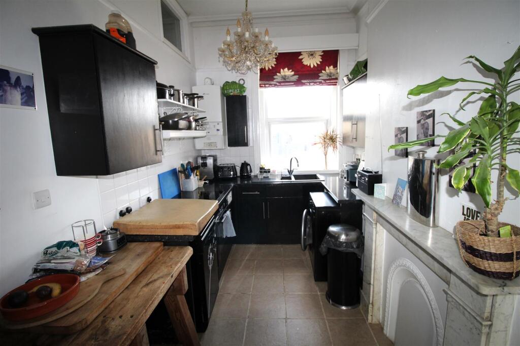 Kitch pic.JPG
