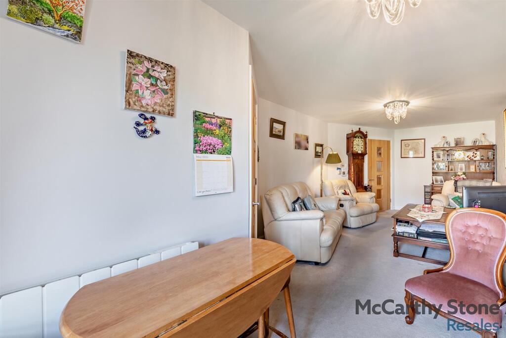 8653237-interior07-800.jpg