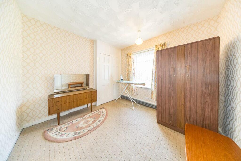 253 Liverpool Road bedroom 2.jpg