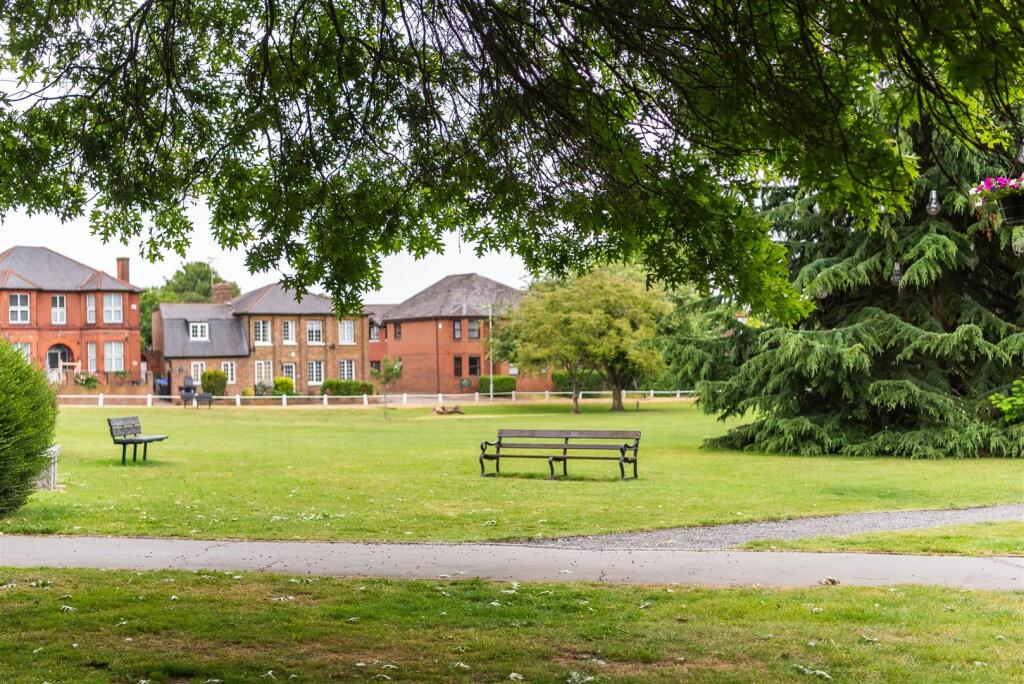 Burnham Local Area-1.jpg