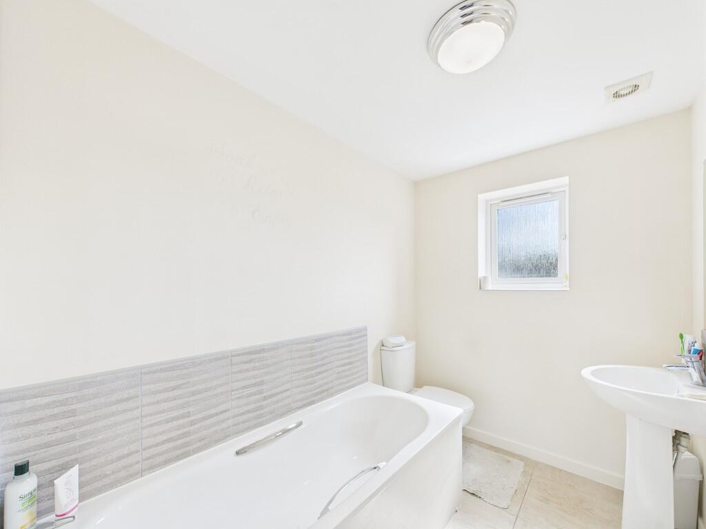 CAM01835G0-PR0274...