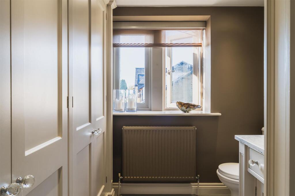 Master En-Suite Shower Room