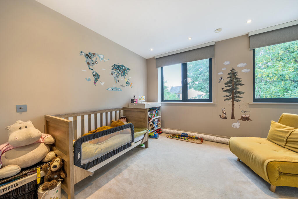 1328902-8-6880ad2...