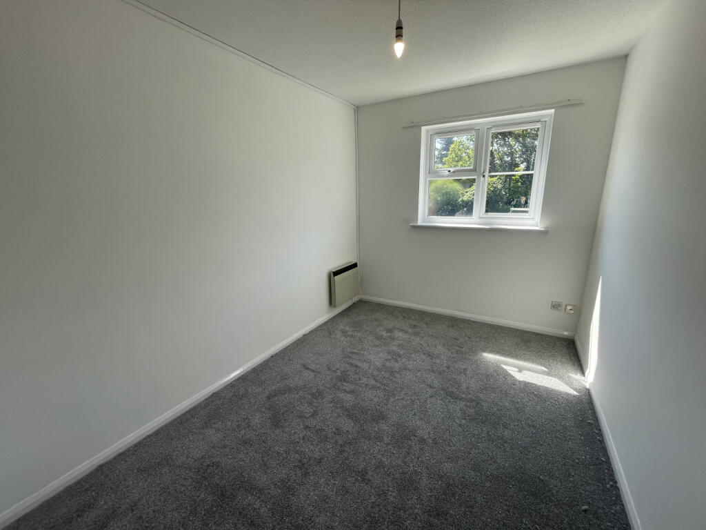 2nd Bedroom