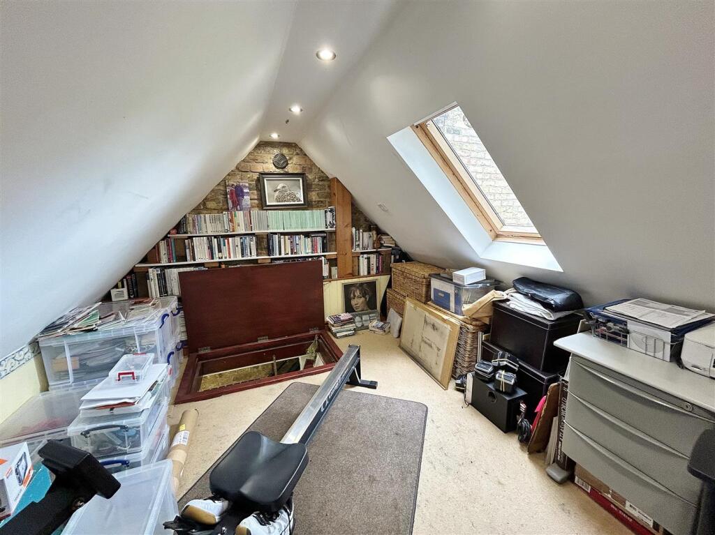 Garage Loft Room