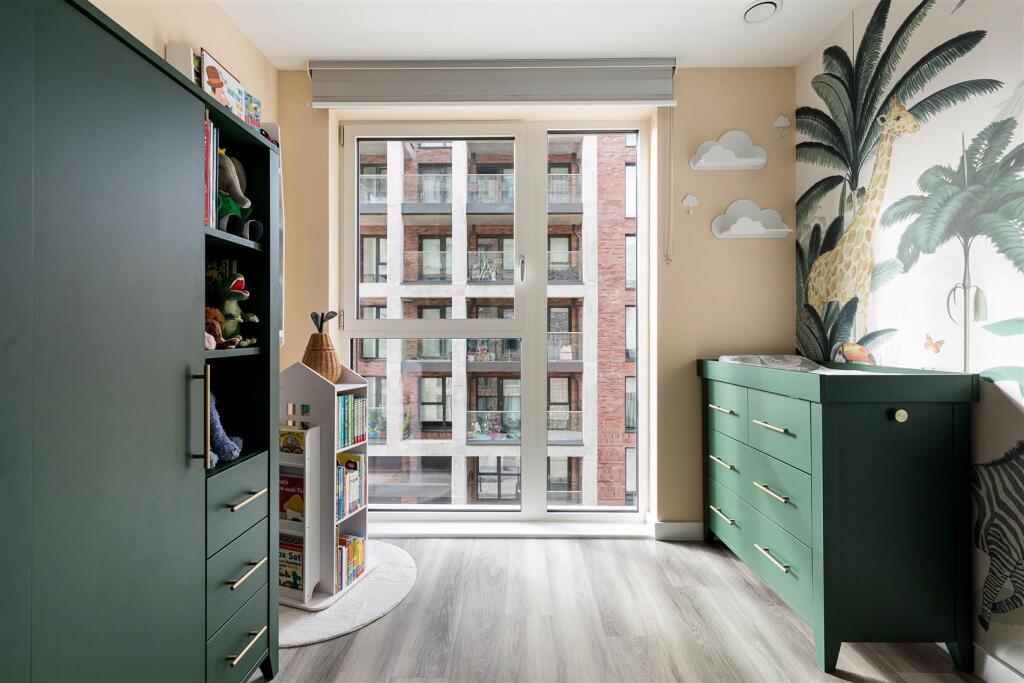 Shipbuilding Way E13