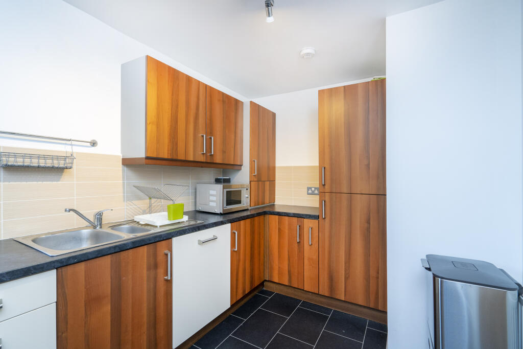 6 (13) Papermill Wynd, Edinburgh