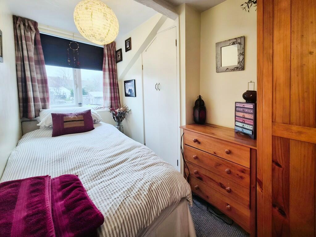 32978d00-10000170...