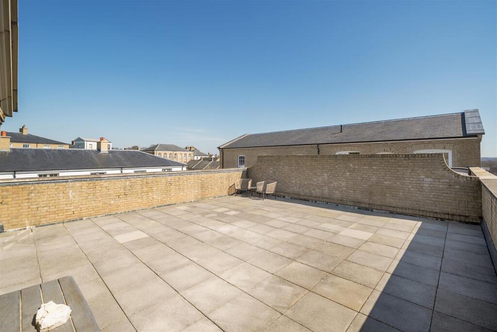 Roof terrace