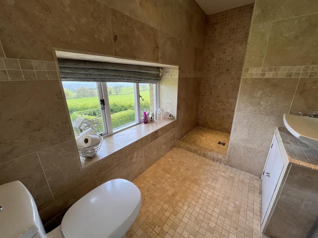 En Suite Shower Room