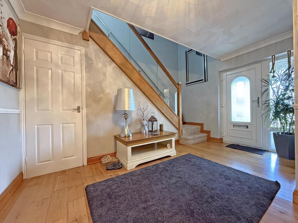 Crownhill Road 311a - Hall.jpg