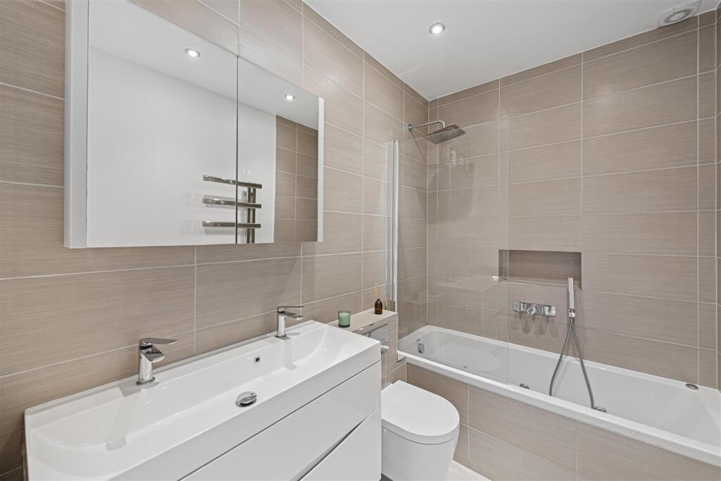 Huntingfield Road Hi-23.jpg