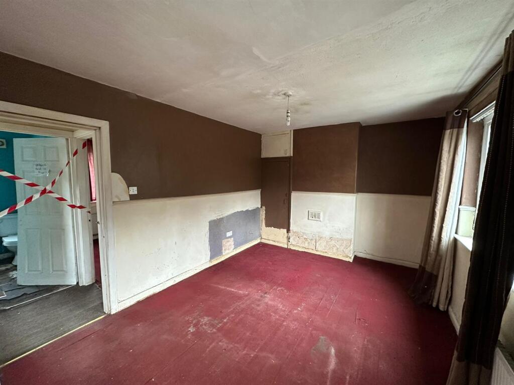 WhatsApp Image 2025-09-19 at 11.36.00_98e07a00.jpg