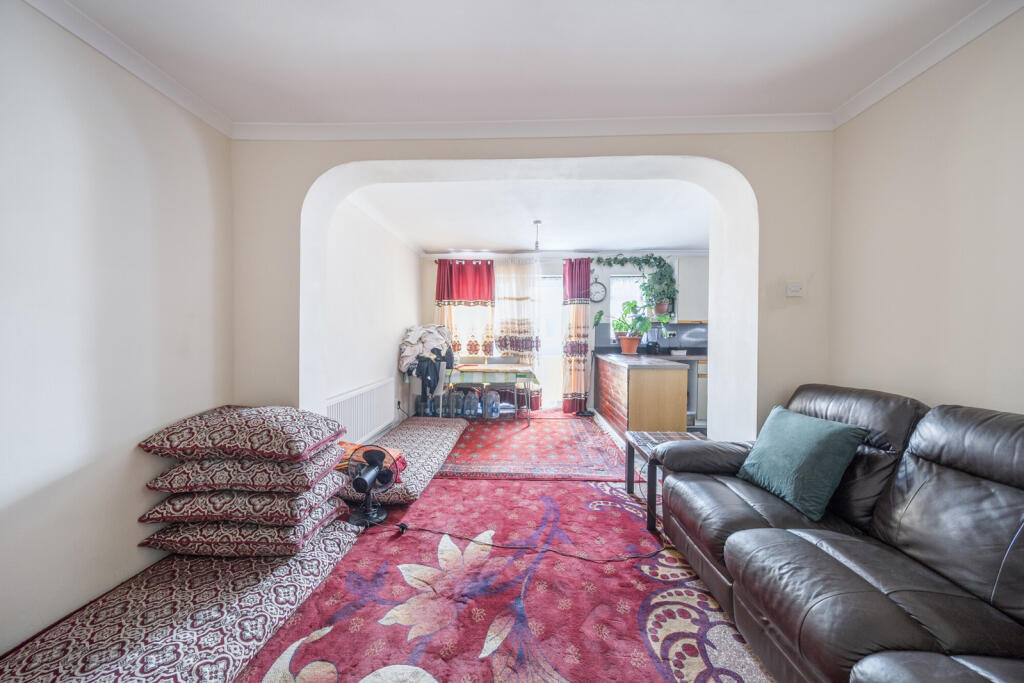 1312911-18-685abd...