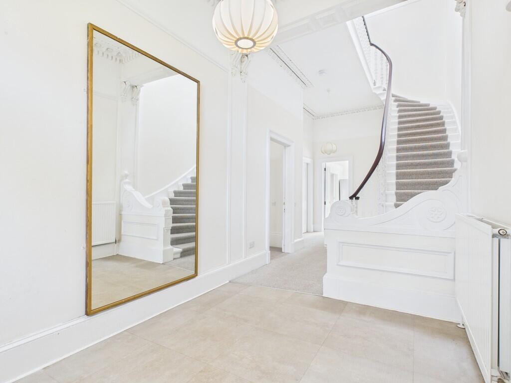 CAM05526G0-PR0051...