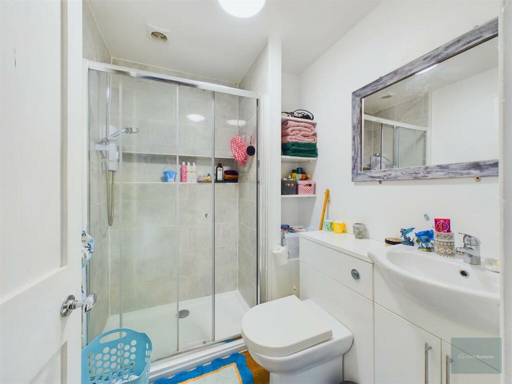 CAM02549G0-PR0203-ST