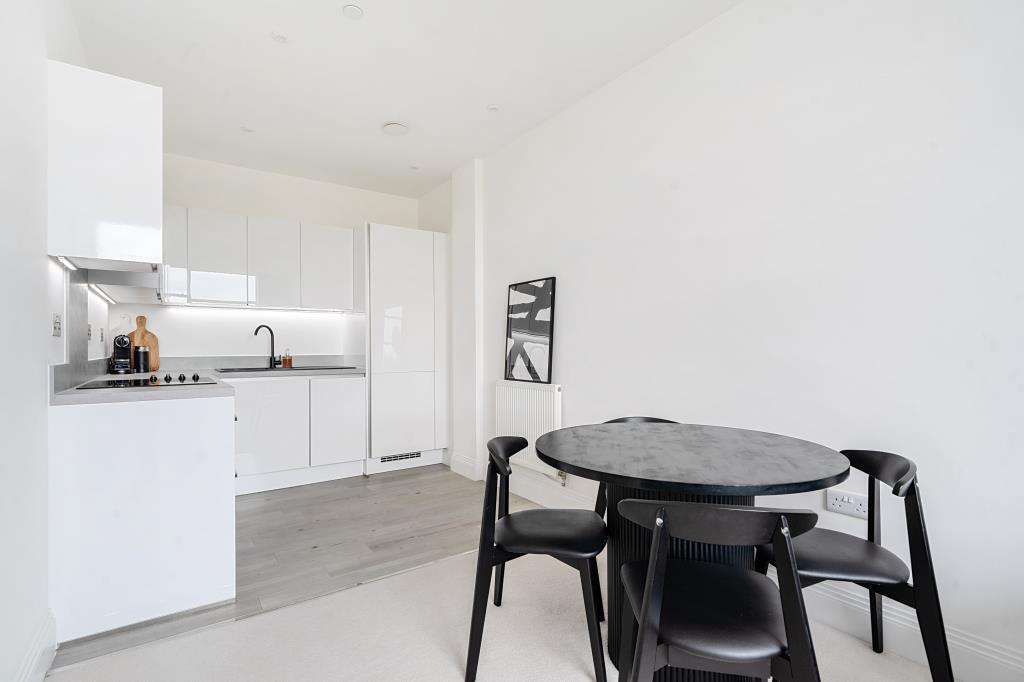 Kitchen/Dining Area