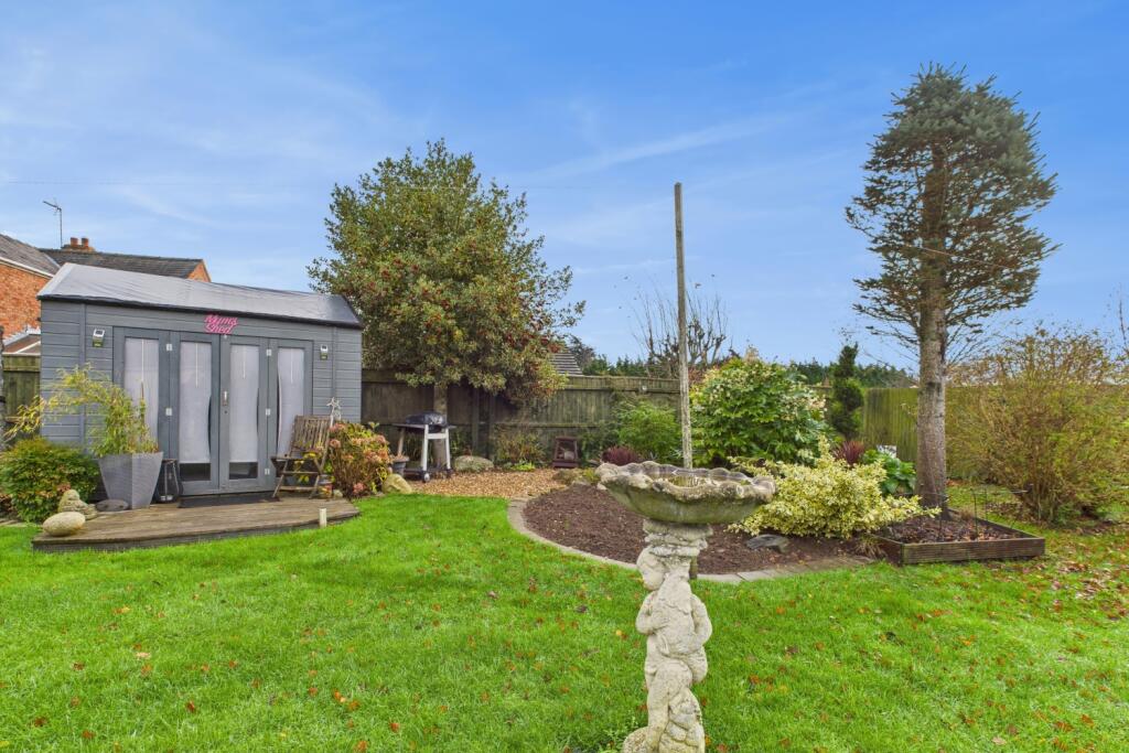 EweMove - Spalding - Moulton - Garden