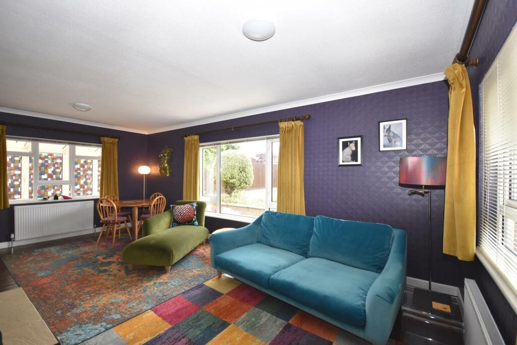 Sitting Room.JPG