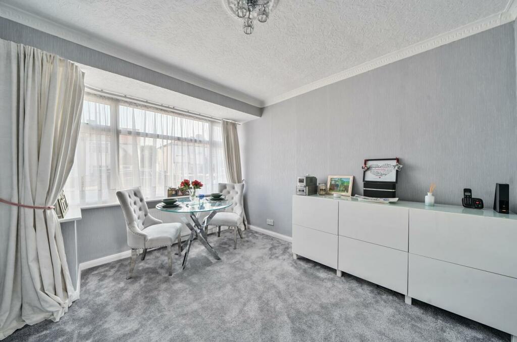 Davidson Frost-Wellings, DFW, Aldridge Avenue, Sta