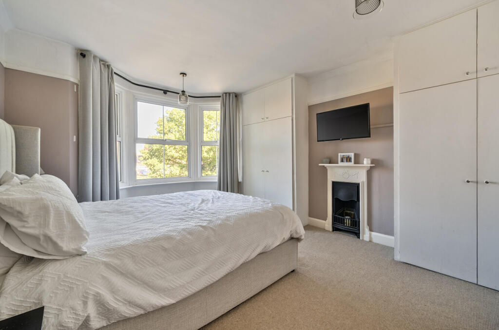 1357872-15-68d559...