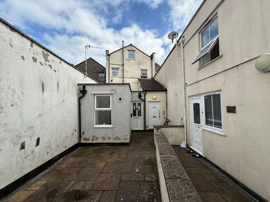 Ground Floor Flat, 20a Kensington Park