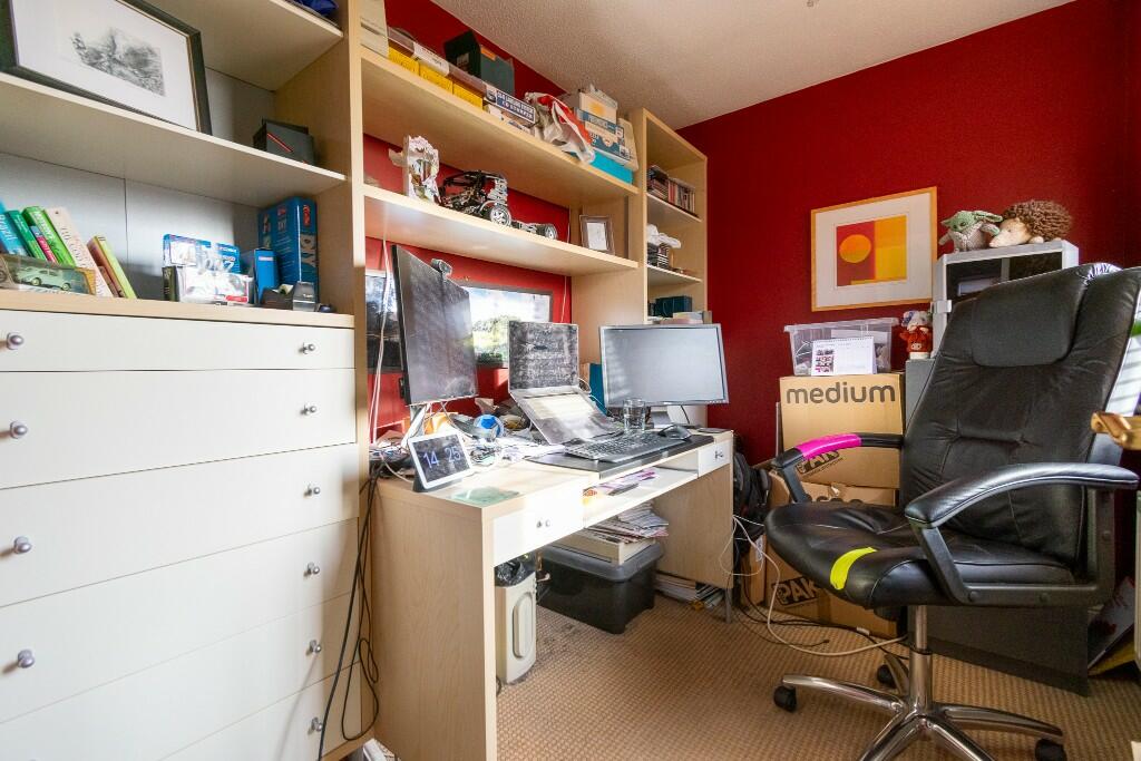 Bedroom/Study